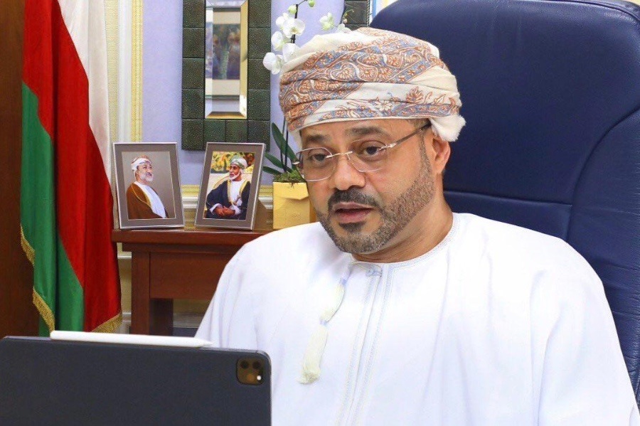 وزير خارجية عمان يكشف رؤية السلطنة لإحلال السلام في اليمن