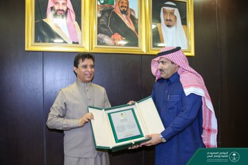 آل جابر يكشف عن مشروع سعودي لإبراز الفن اليمني