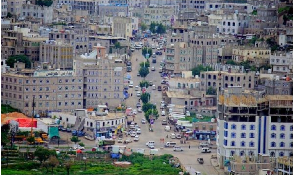 مليشيا الحوثي تختطف رئيس تحرير مجلة من منزله في مدينة إب