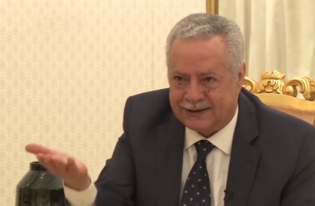 مستشار رئاسي يمني يدعو إلى إجراء تغيير في هيكلية كل مفاصل السلطة الشرعية