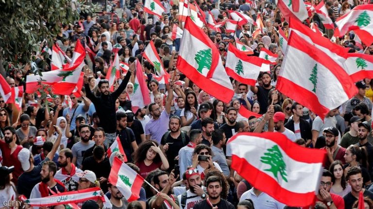 أزمة لبنان تتسبب في شلل أهم قطاع في اليمن