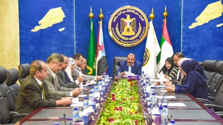 الانتقالي يؤكد تمسكه بـ"ضمانات حقيقية" تلزم الميليشيا بتنفيذ شروط ومحددات الهدنة ويرفض التعيينات الأحادية