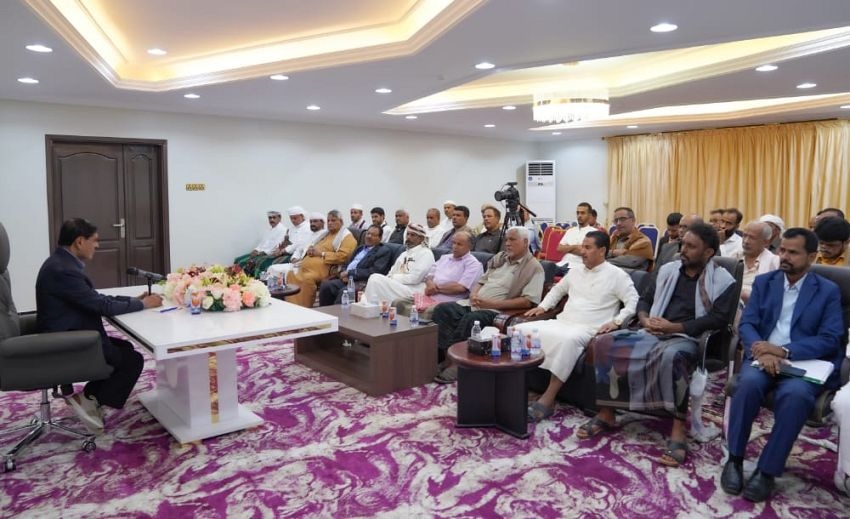 الرئاسي يدعو إلى إسناد السلطة المحلية في حضرموت للحفاظ على الامن والاستقرار