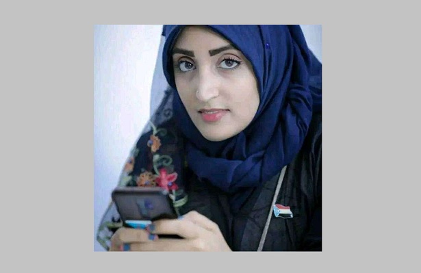 مذيعة تترك عملها في قناة تابعة لـ الانتقالي وتغادر عدن إلى صنعاء