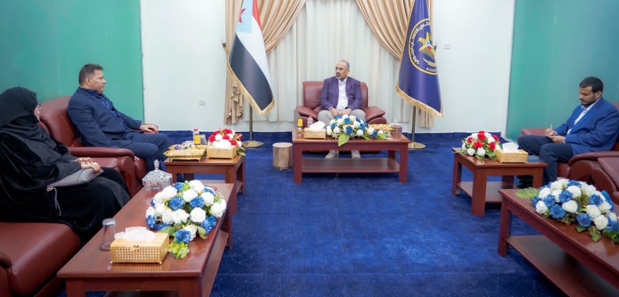 الرئاسي يؤكد دعمه لمؤسسة القضاء بما يمكنها من أداء مهامها بحيادية واستقلال