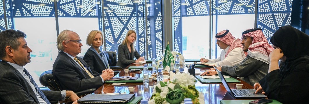 مباحثات سعودية أمريكية حول استهداف المنشآت النفطية ودعم جهود السلام في اليمن 