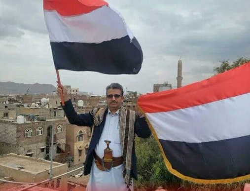 نجل القاضي المختطف عبدالوهاب قطران يكشف تفاصيل اقتحام منزلهم واختطاف والده - (فيديو)