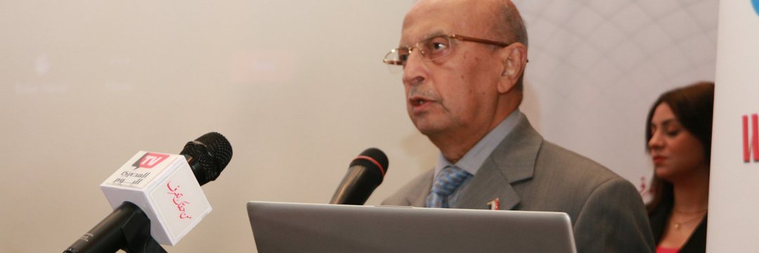 وزير يمني سابق يتحدث عن توقف المفاوضات ويحذر من تصعيد عسكري محتمل ويدعو الى تحرك اممي سريع 