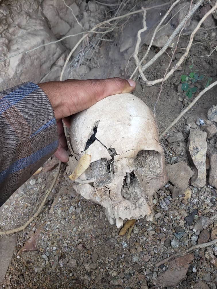 العثور على رفات 16 شخصاً داخل كهف بعد 13 عاماً من الاخفاء القسري من قبل ميليشيا ايران - (فيديو)