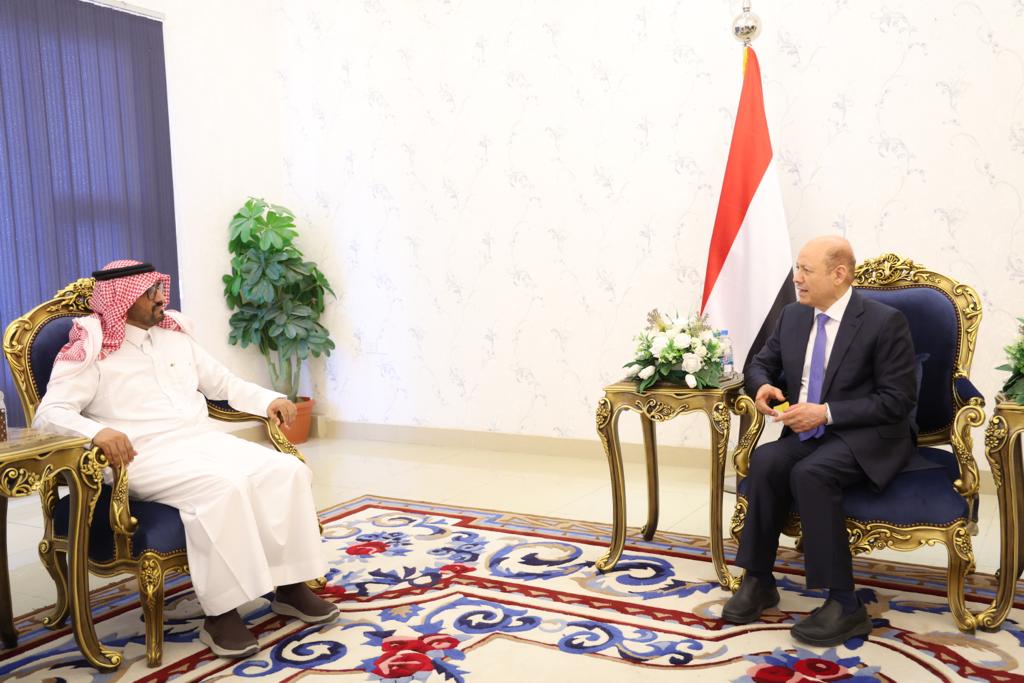 اليمن.. العليمي يعقد لقاء مع رئيس كيان سياسي وعسكري سعودي جديد لدعم المجلس الرئاسي