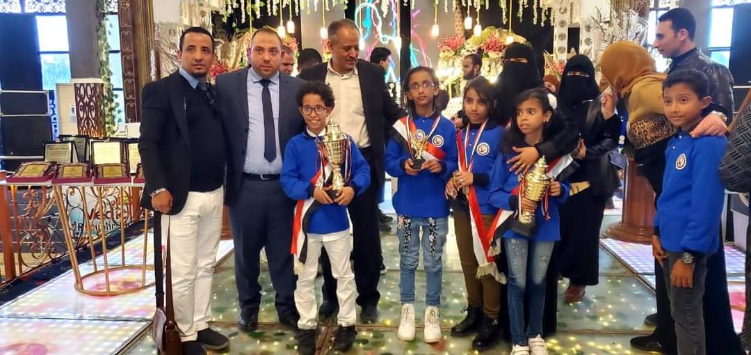 طفل يمني يحصد المركز الاول على مستوى الوطن العربي في مسابقة للحساب الذهني بمصر