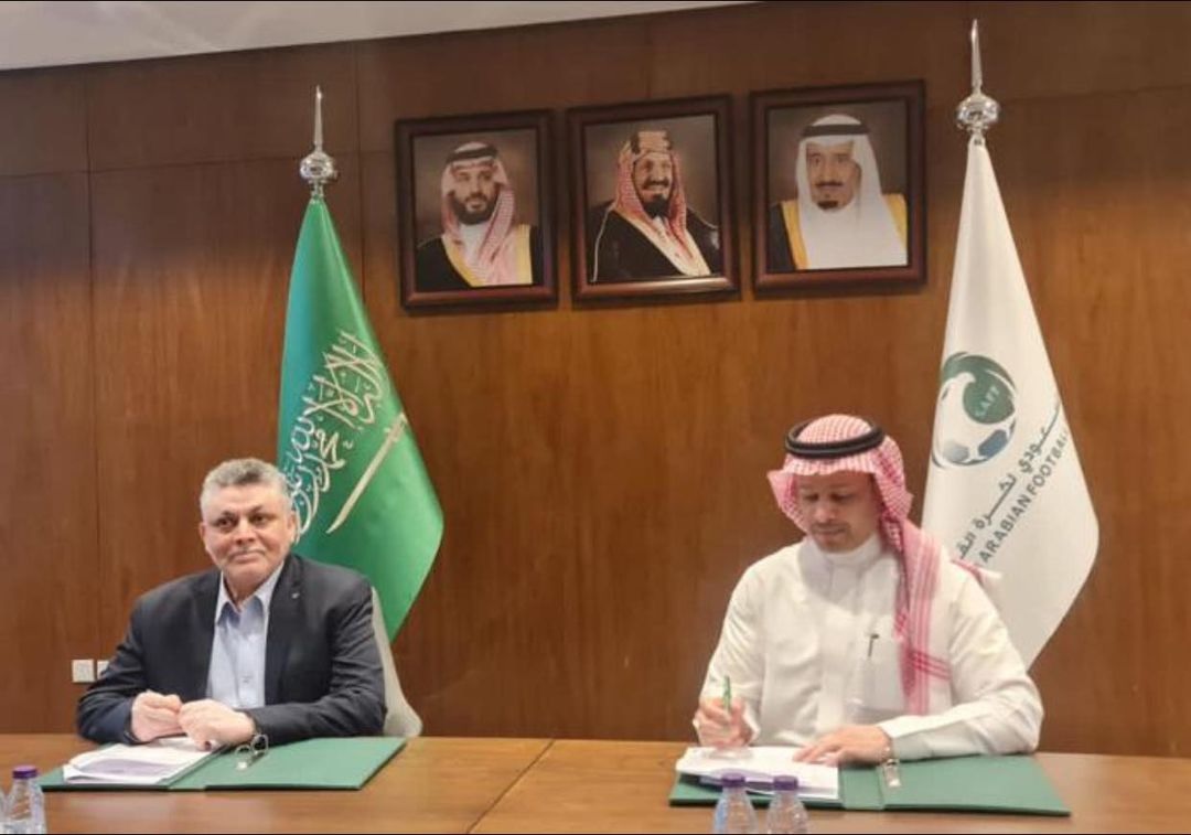 إتحادا كرة القدم السعودي واليمني يوقعان اتفاقية تعاون