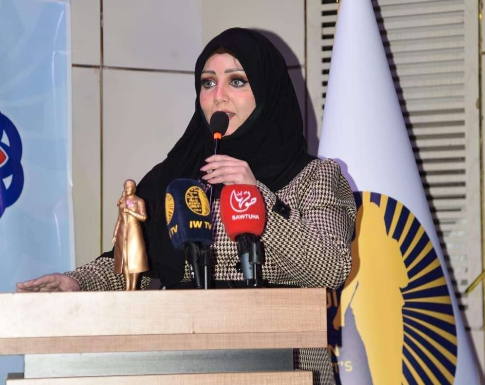 مايا العبسي تعليقاً على فوزها بجائزة رفيعة: بدونكم لا أكون.. كل الحب