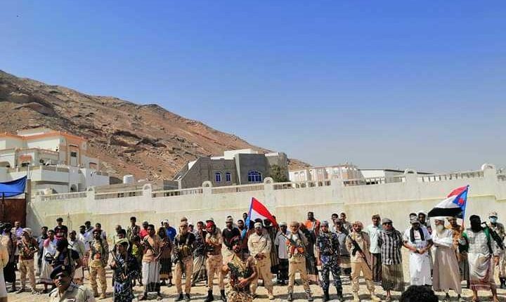 تكتل موالي للانتقالي يهدد بالتصعيد في وادي حضرموت ضد قوات المنطقة العسكرية الأولى - (بيان)