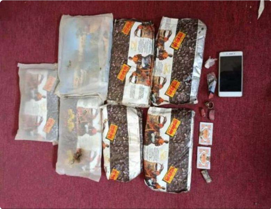 أبين...القبض على مسنه بحوزتها مادة الحشيش المخدرة لتهريبة الى حضرموت