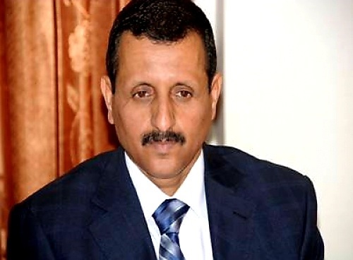 الفضائح تتوالى.. مسؤول يمني وظف 100 شخص من عائلته وأقاربه في محافظة واحدة - (وثائق)