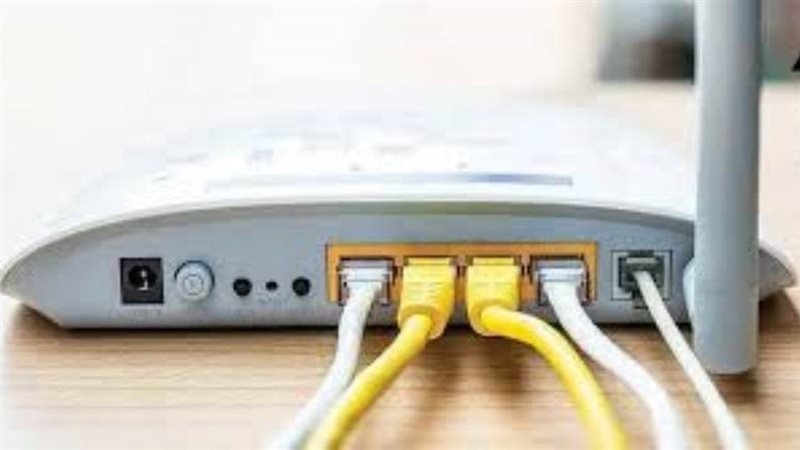 مستخدمون يشكون رداءة خدمة الانترنت الارضي ويتحدثون عن تركيب منظومة مراقبة جديدة