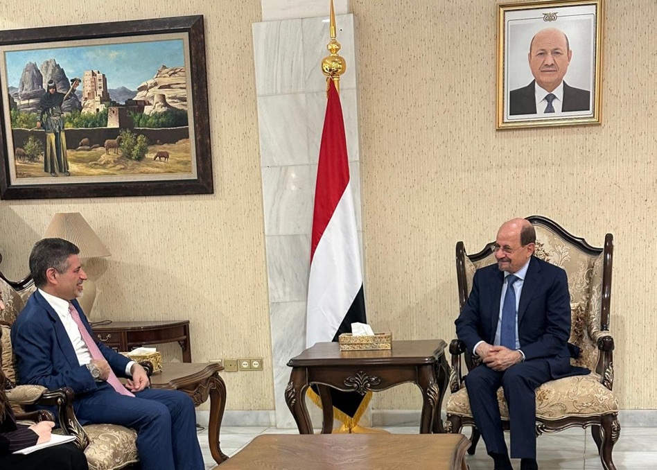 الزنداني وفاجن يبحثان تصنيف الحوثيين إرهابيين وتعزيز التعافي الاقتصادي في اليمن