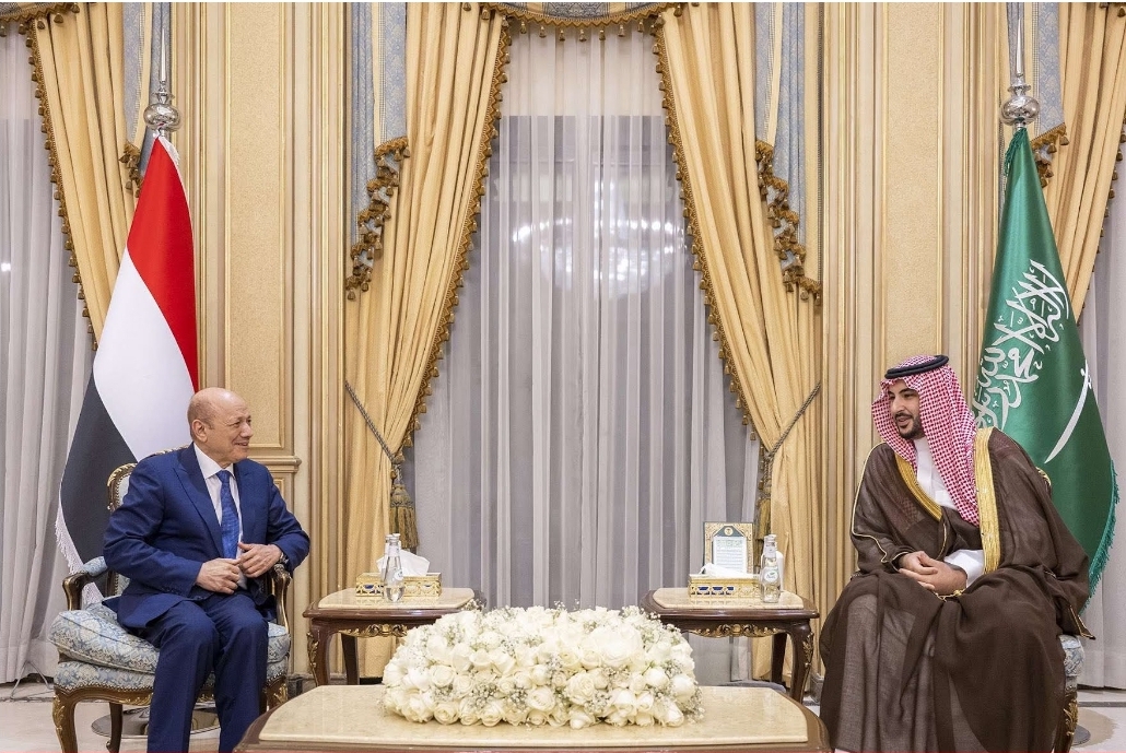 الأمير بن سلمان يكشف عن خطوات مستقبليه لمتغيرات محتملة في الملف اليمني