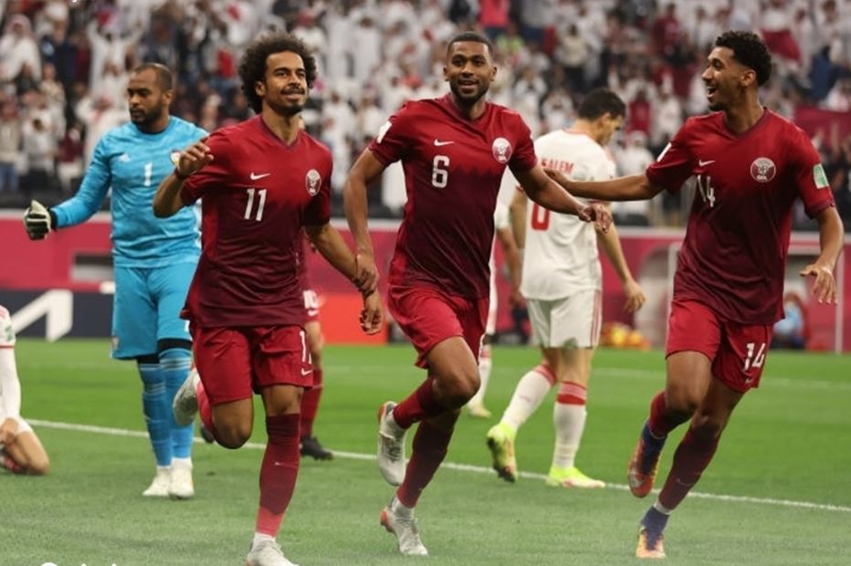 قطر تقسو على الإمارات بخماسية نظيفة وتبلغ نصف نهائي كأس العرب المشهد