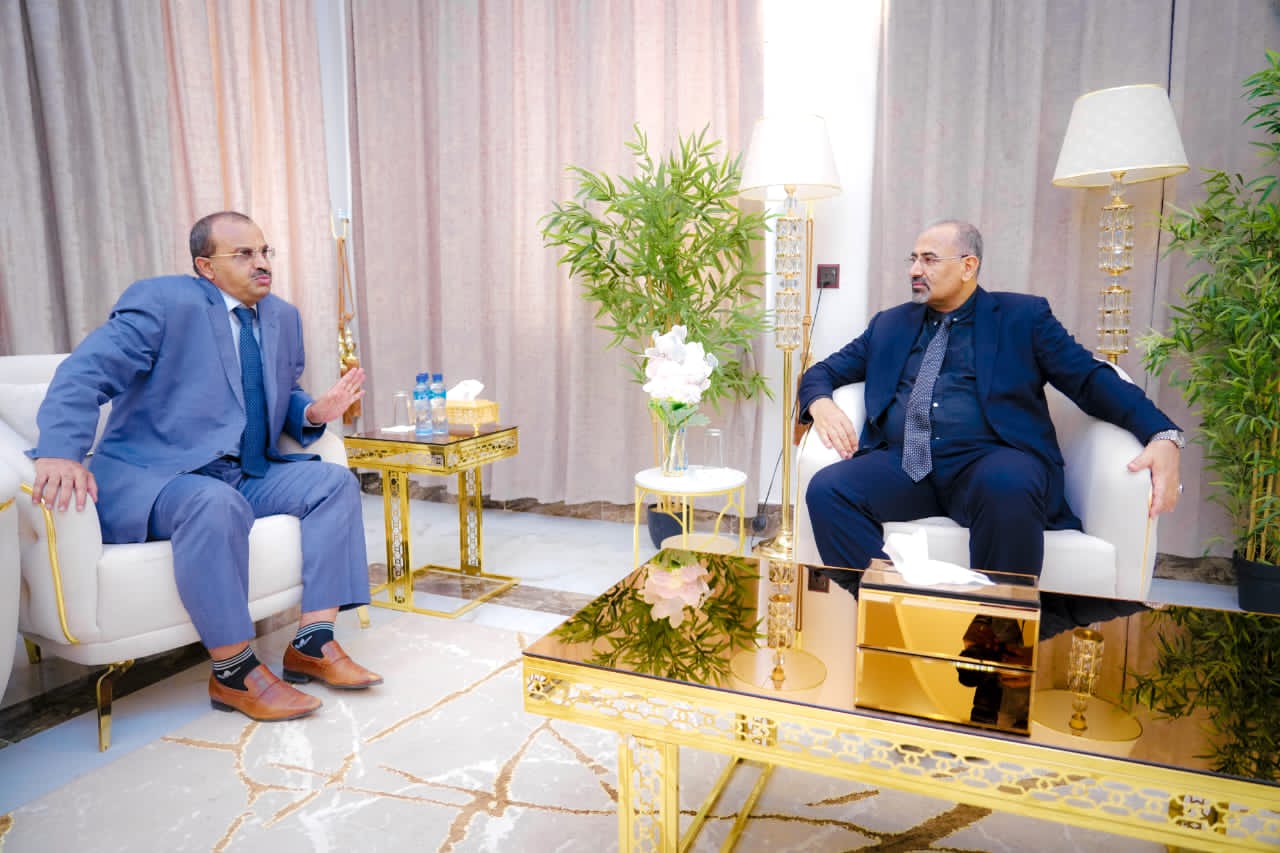 الزبيدي يجدد مساندته لجهود تحرير محافظة البيضاء من ميليشيا ايران