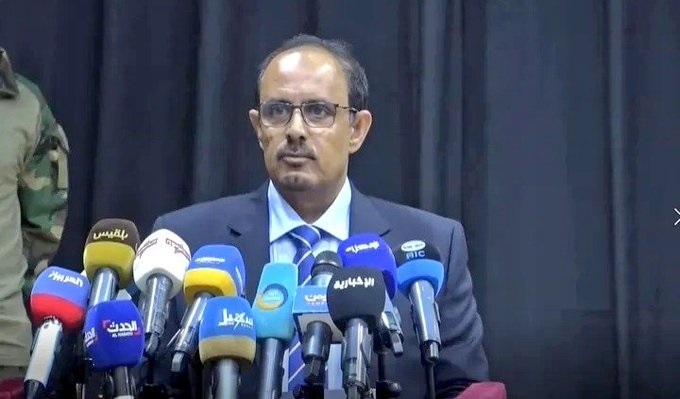 محافظ حضرموت يصدر قراري تكليف ويقر ايقاف العمل بالميازين لمركبات النقل