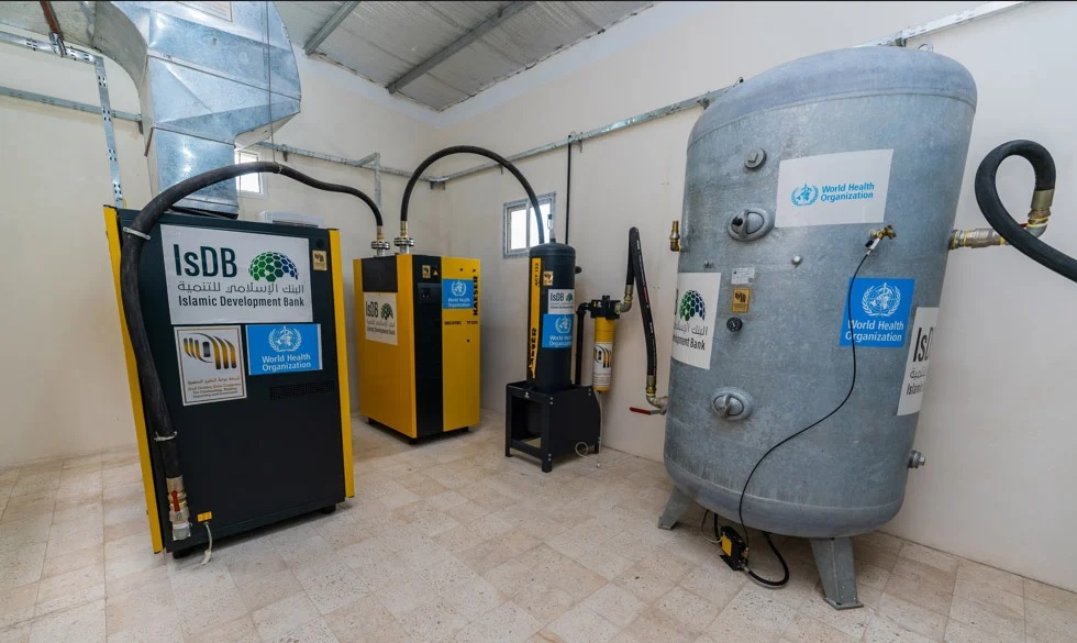 الصحة العالمية والبنك الاسلامي للتنمية يفتتحان 14 محطة اكسجين حول اليمن