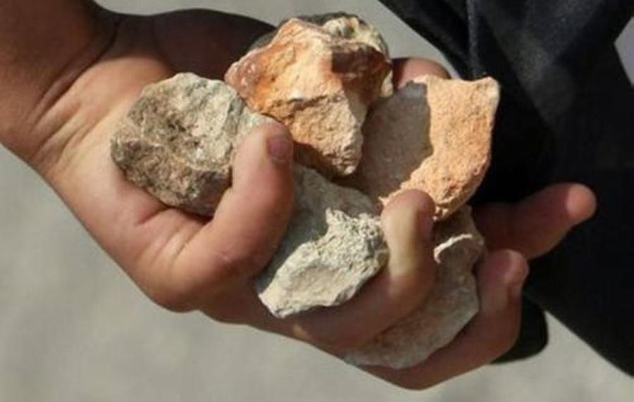 العثور على جثة شاب قتل رمياً بالحجارة جنوب اليمن