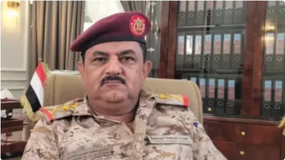 وزير الدفاع...لدينا خطط بديلة وغير تقليدية حال انهيار الهدنة
