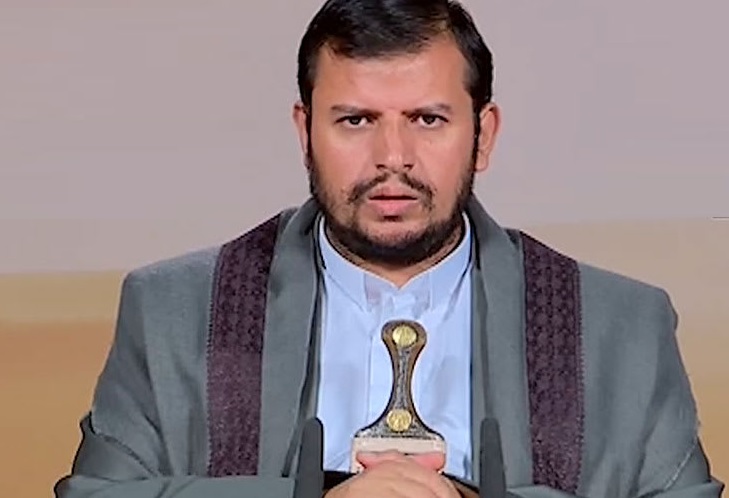 بسبب المرتبات.. زعيم ميليشيا ايران يستدعي أعضاء برلمان صنعاء ويهددهم بـ"سحب الحصانة أو الحل"