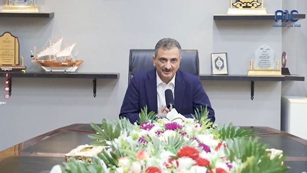محافظ عدن يكشف عن السبب وراء إصداره قرار بمنع توريد الايرادات إلى البنك المركزي - (فيديو)
