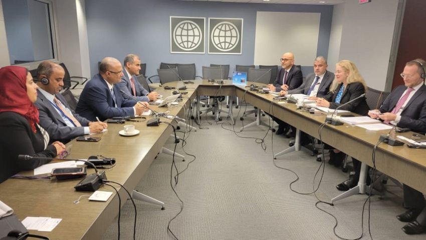 اليمن يجري مباحثات مع مؤسسة التمويل الدولية حول تعزيز الشراكة بين القطاعين العام والخاص