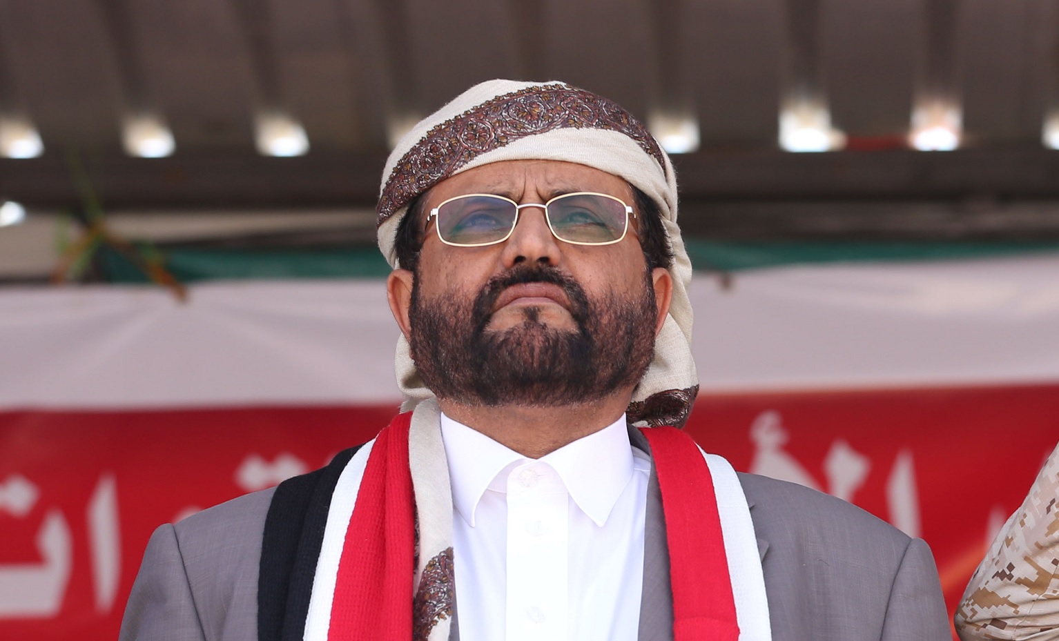 مسؤول إعلامي يكشف حقيقة احتجاز اللواء سلطان العرادة في السعودية