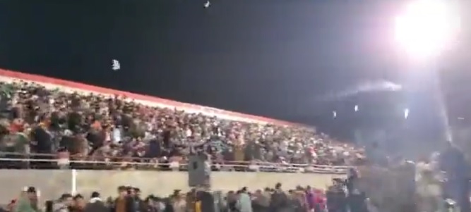 شغب واسع في أحد أندية صنعاء بعد انتهاء المباراة النهائية لبطولة كأس العالم - (فيديو)