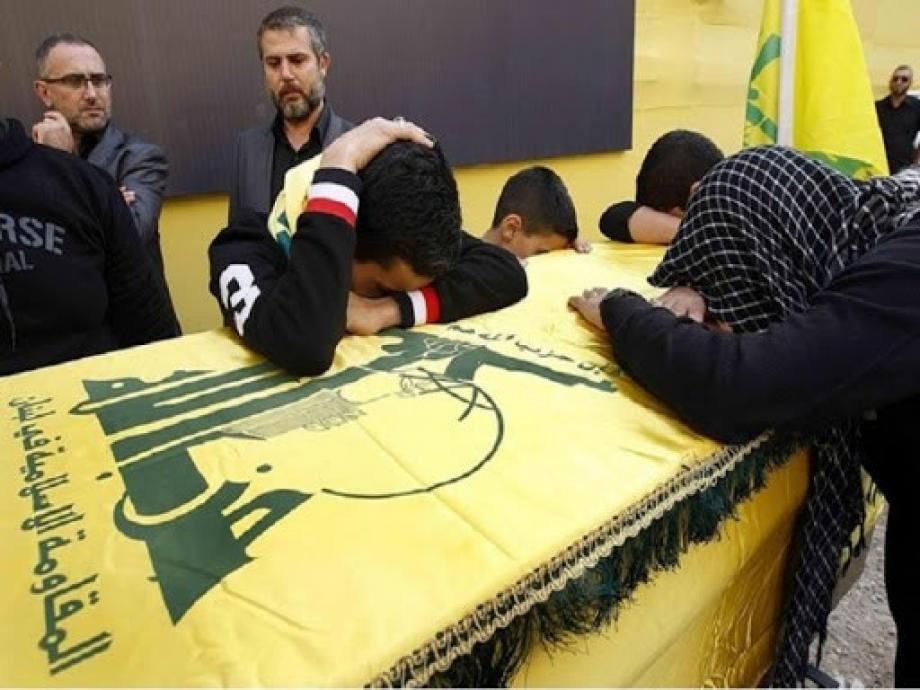 صحيفة بريطانية: اليمن تحولت إلى مقبرة لخبراء ومقاتلي حزب الله