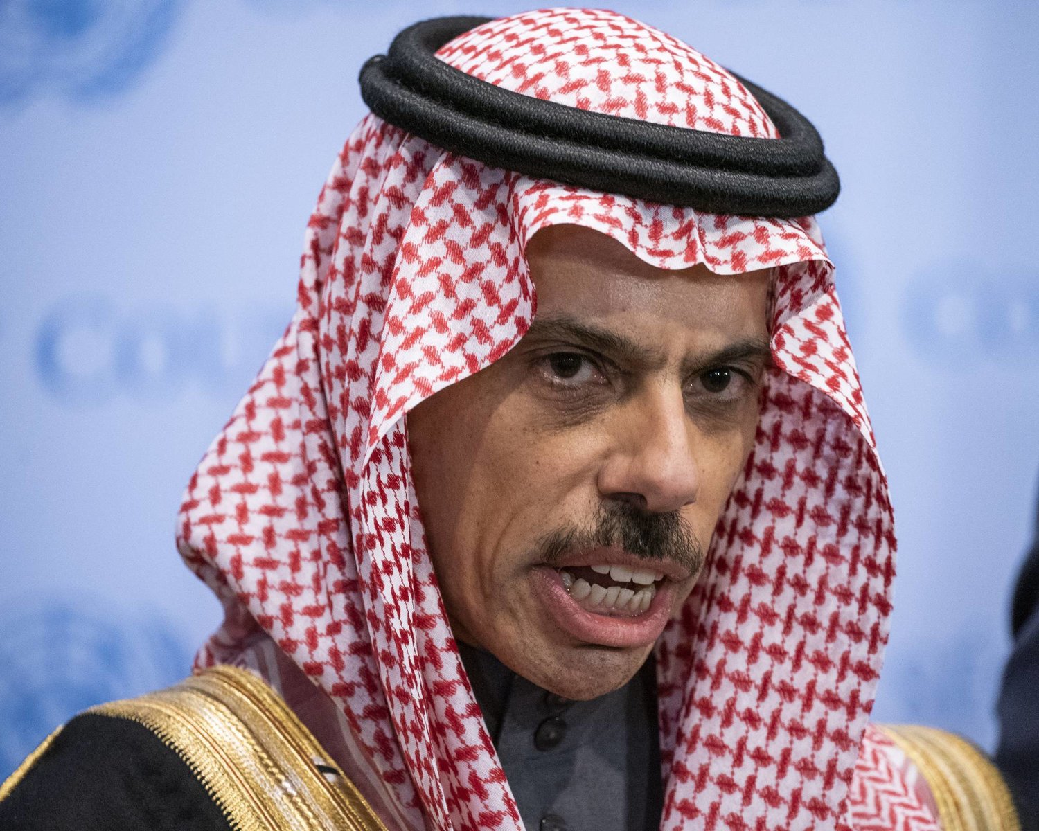 وزير خارجية السعودية: الوضع في البحر الاحمر خطير وصعب