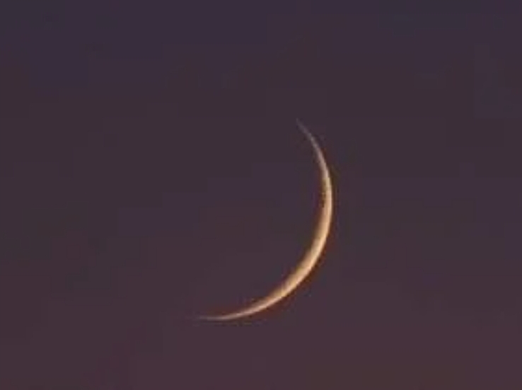 رؤية هلال شعبان الثلاثاء أول أيامه 