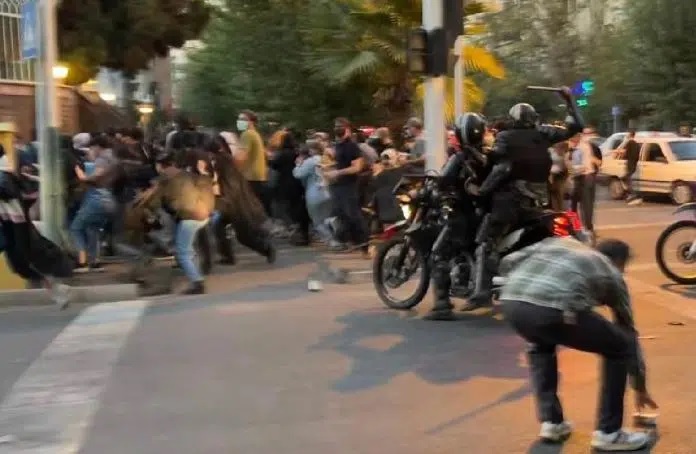 قرار أممي يدين انتهاكات حقوق الانسان في ايران ايدته اليمن ورفضته دول عربية وامتنعت أخرى عن التصويت