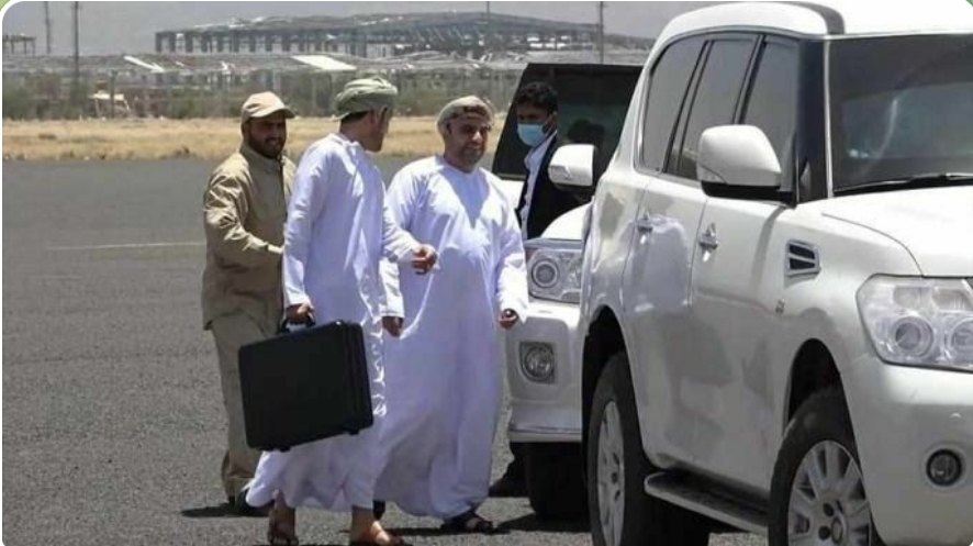 صحيفة لبنانية: الوفد العماني الزائر لصنعاء حمل 3 مقترحات 