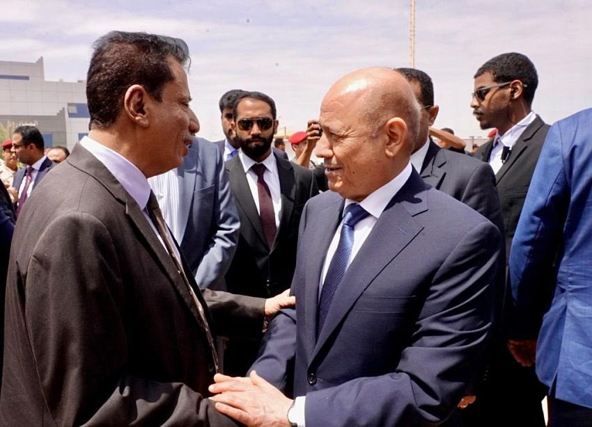 الرئيس العليمي في ختام زيارته للمهرة: ملتزمون بتعزير دور السلطات المحلية في المحافظات المحررة