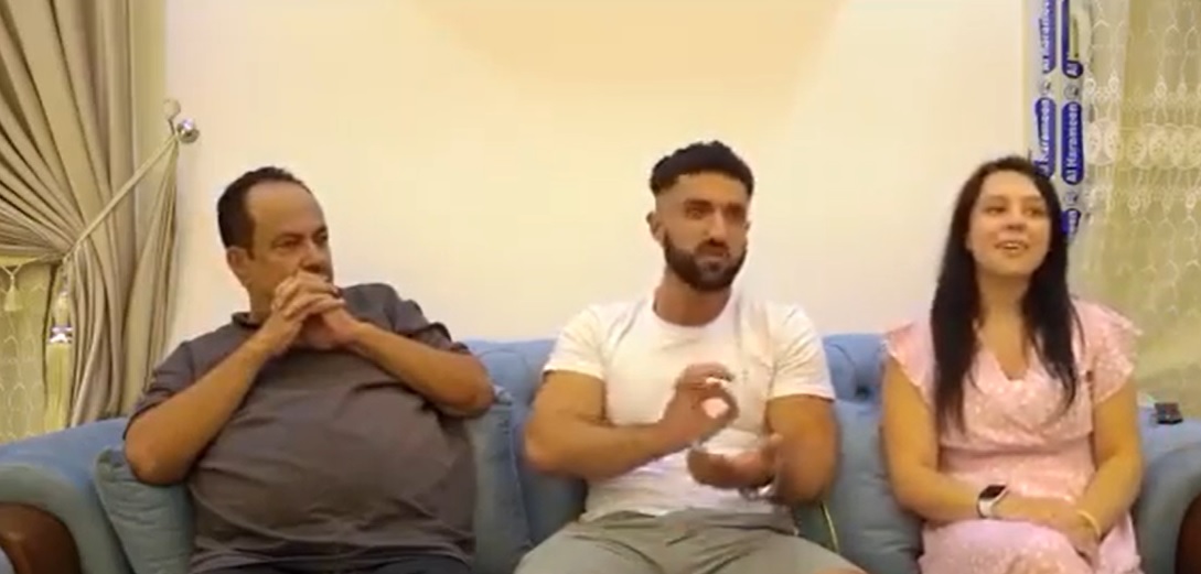 يمني يجتمع مع نجله بعد 30 عاماً من الفراق وفقدان الأمل بمساعدة "فيسبوك"- (فيديو) 