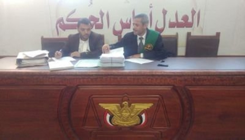 ميليشيا الحوثي تصدر احكاماً باعدام وسجن 13 مواطناً بتهم ملفقة