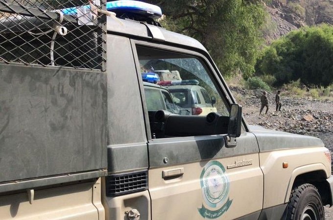 بينهم يمنيون.. السعودية تضبط أكثر من 900 شخص حاولوا عبور حدودها خلال أسبوع