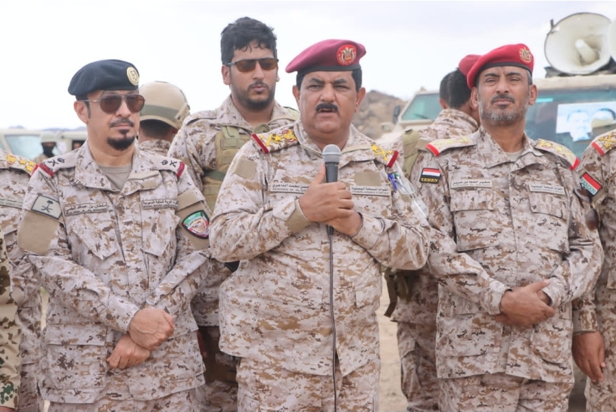 الداعري... يزور القوات المشتركة في الساحل الغربي 