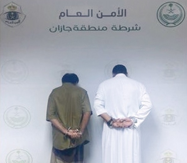 السعودية تضبط يمنياً آوى 24 مخالفاً لنظام أمن الحدود من أبناء بلده وعقوبة قاسية تنتظره