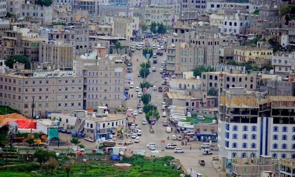 العثور على جثة شاب مقتولا في ظروف غامضة وسط اليمن