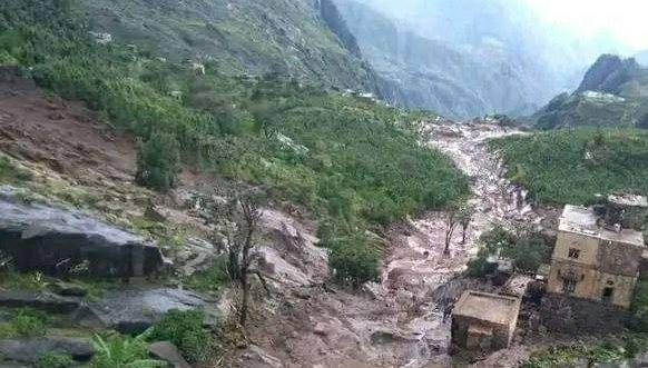 وفاة 4 أشخاص ثلاثة منهم مفقودين اثر انهيار حاجز مائي شمال غرب اليمن