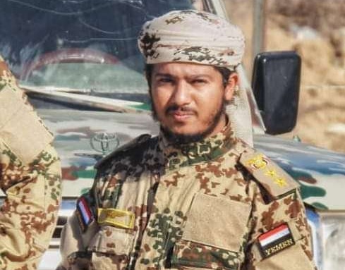 قوة تتبع الانتقالي تحتجز قائداً عسكرياً موالياً للشرعية اليمنية
